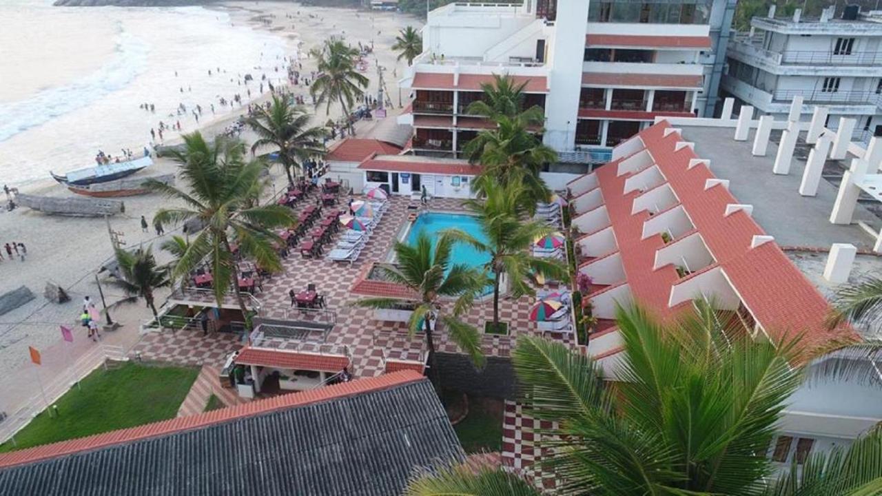 Seaface Beach Resort Kovalam Exterior foto