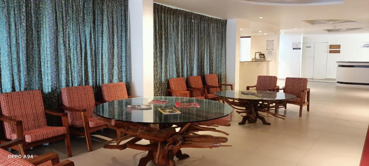 Seaface Beach Resort Kovalam Exterior foto