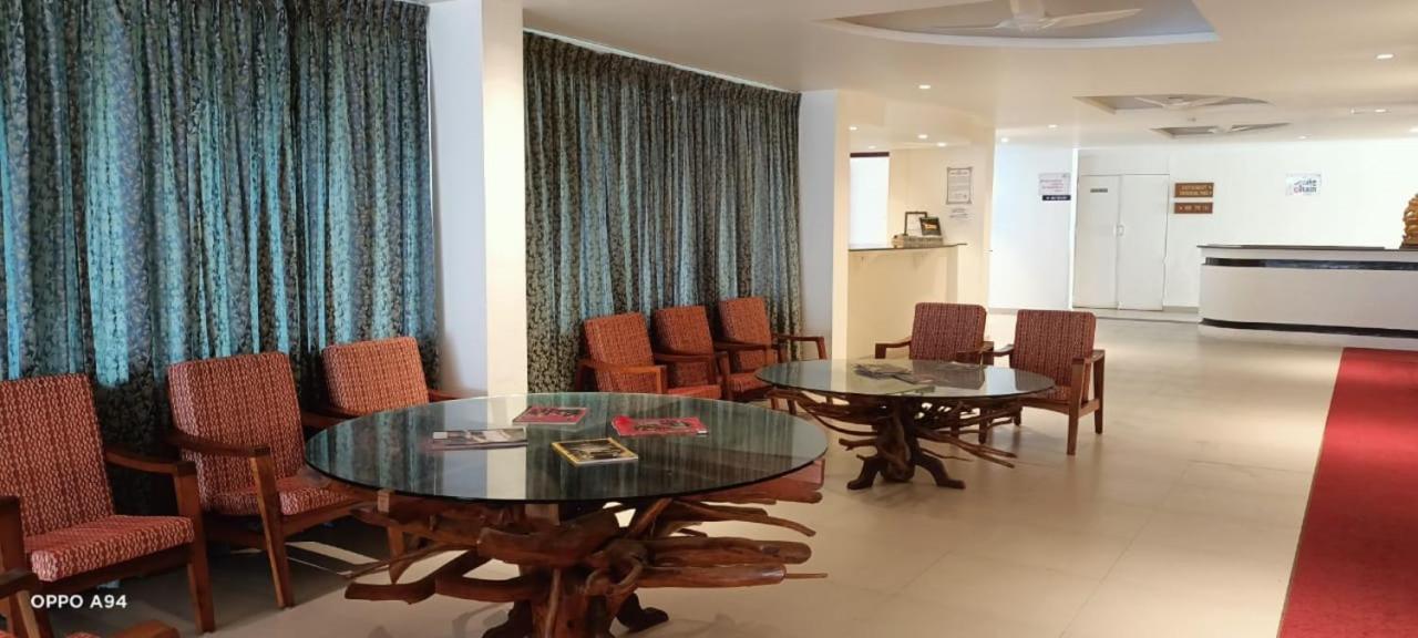 Seaface Beach Resort Kovalam Exterior foto