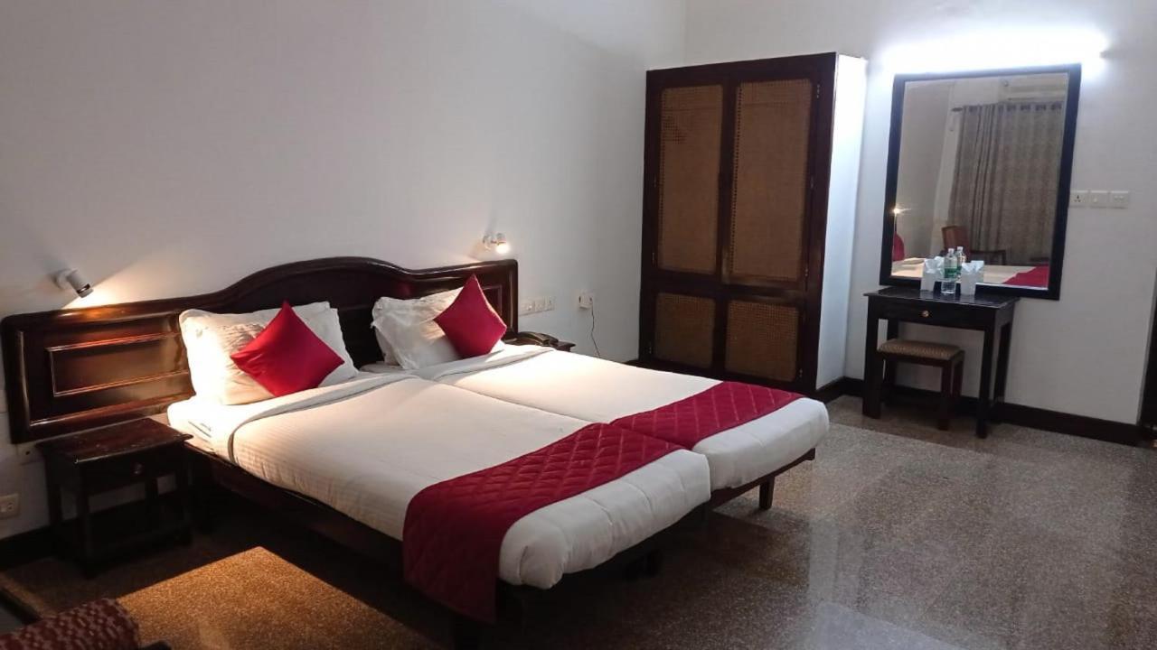 Seaface Beach Resort Kovalam Habitación foto